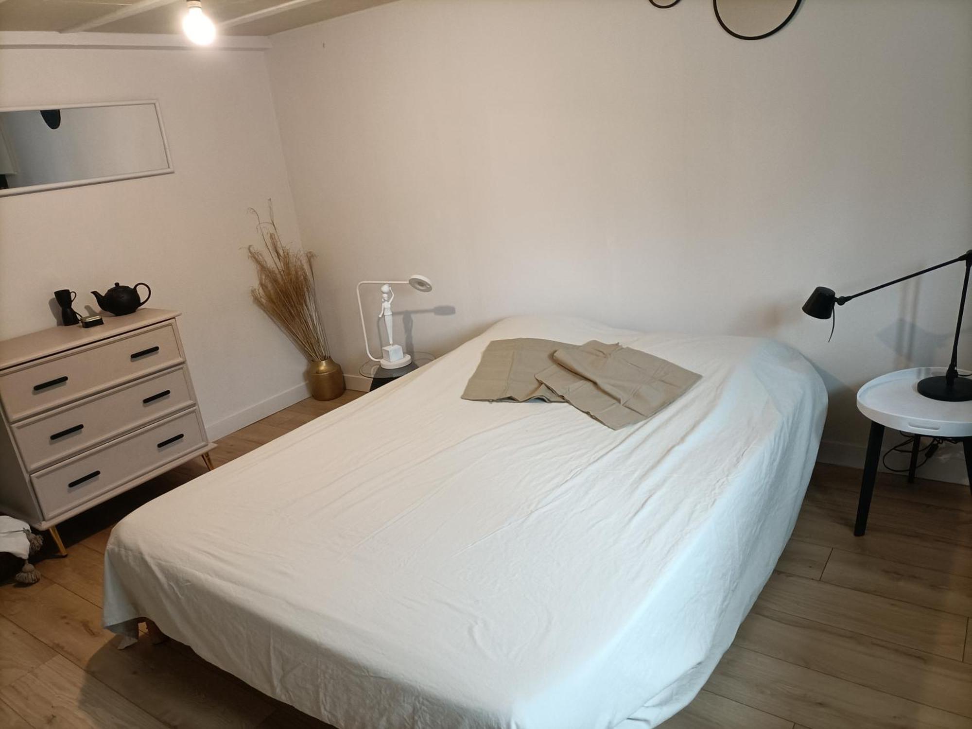 Maison Au Calme, Proche Du Centre De Hébergement de vacances *