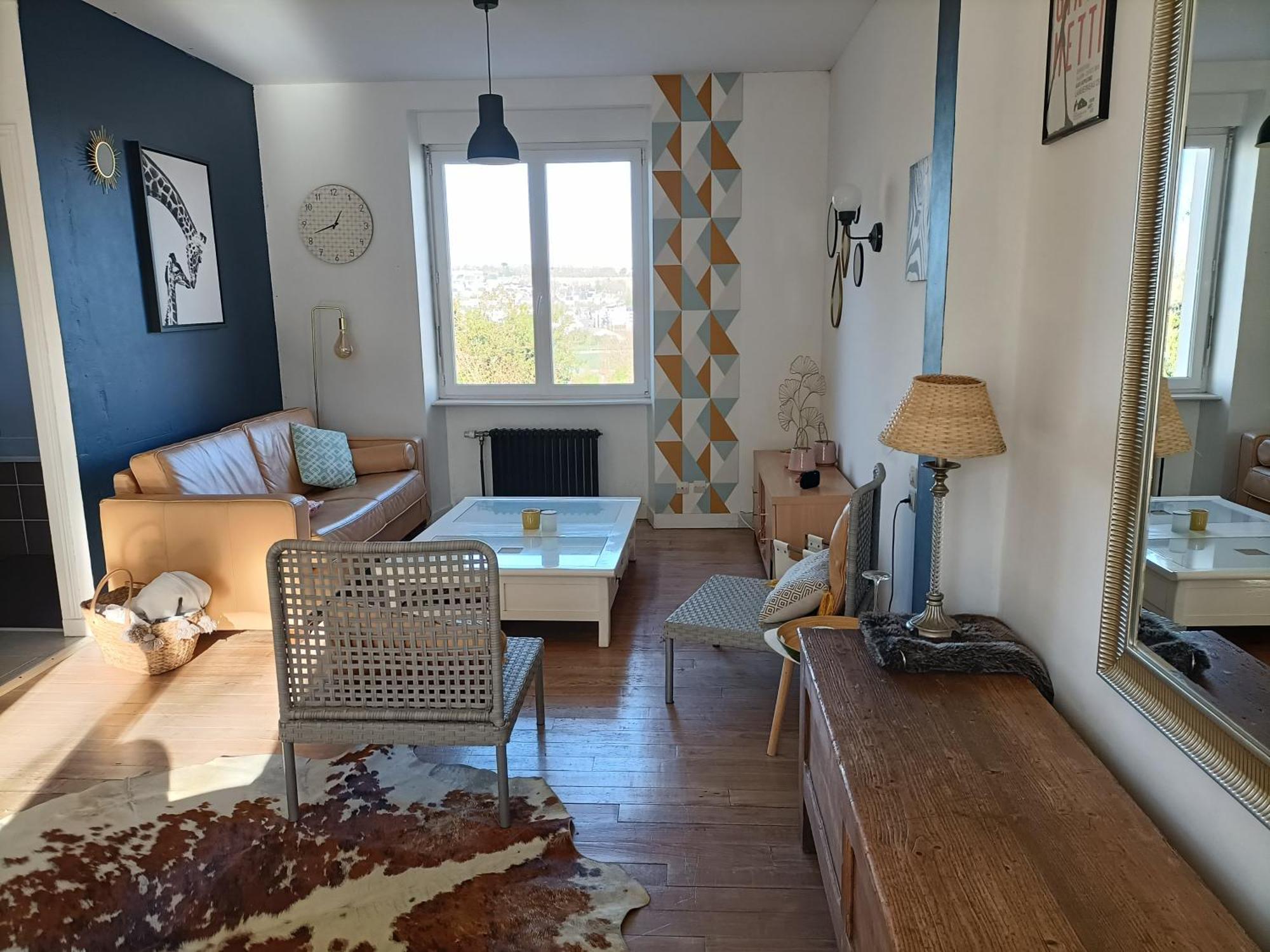 Maison Au Calme, Proche Du Centre De