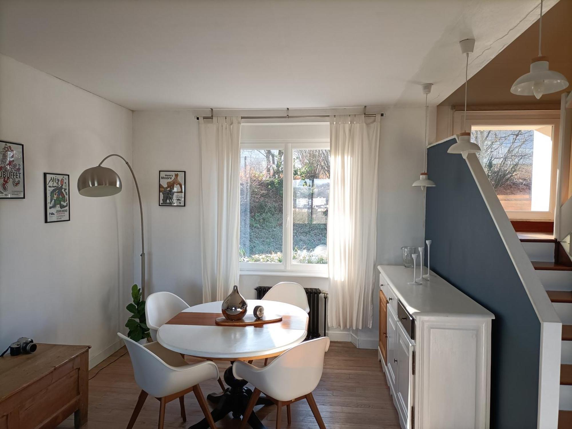 Maison Au Calme, Proche Du Centre De Hébergement de vacances Landerneau